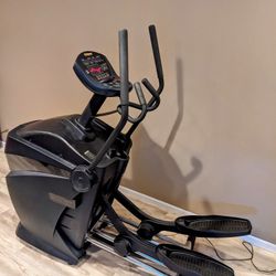 Octane Fitness Q35e Elliptical 