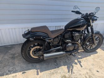 2014 Yamaha Bolt - Upgrades, Stock Parts & Ramp ($4500)