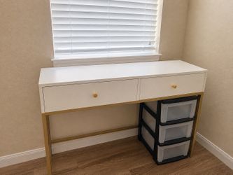 White Computer Desk / Writing Desk