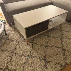 Coffee Table - Great Condition 