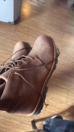Nuevos size 9 en hombre. Casquillo costaron 160 en red wing shoes pido 80