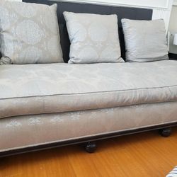 EXCELLENT CONDITION Ballard EXTREME HEAVY SOLID WOOD Couch SOFA 3-Seater SANTEE + Pillows INCLUDED 