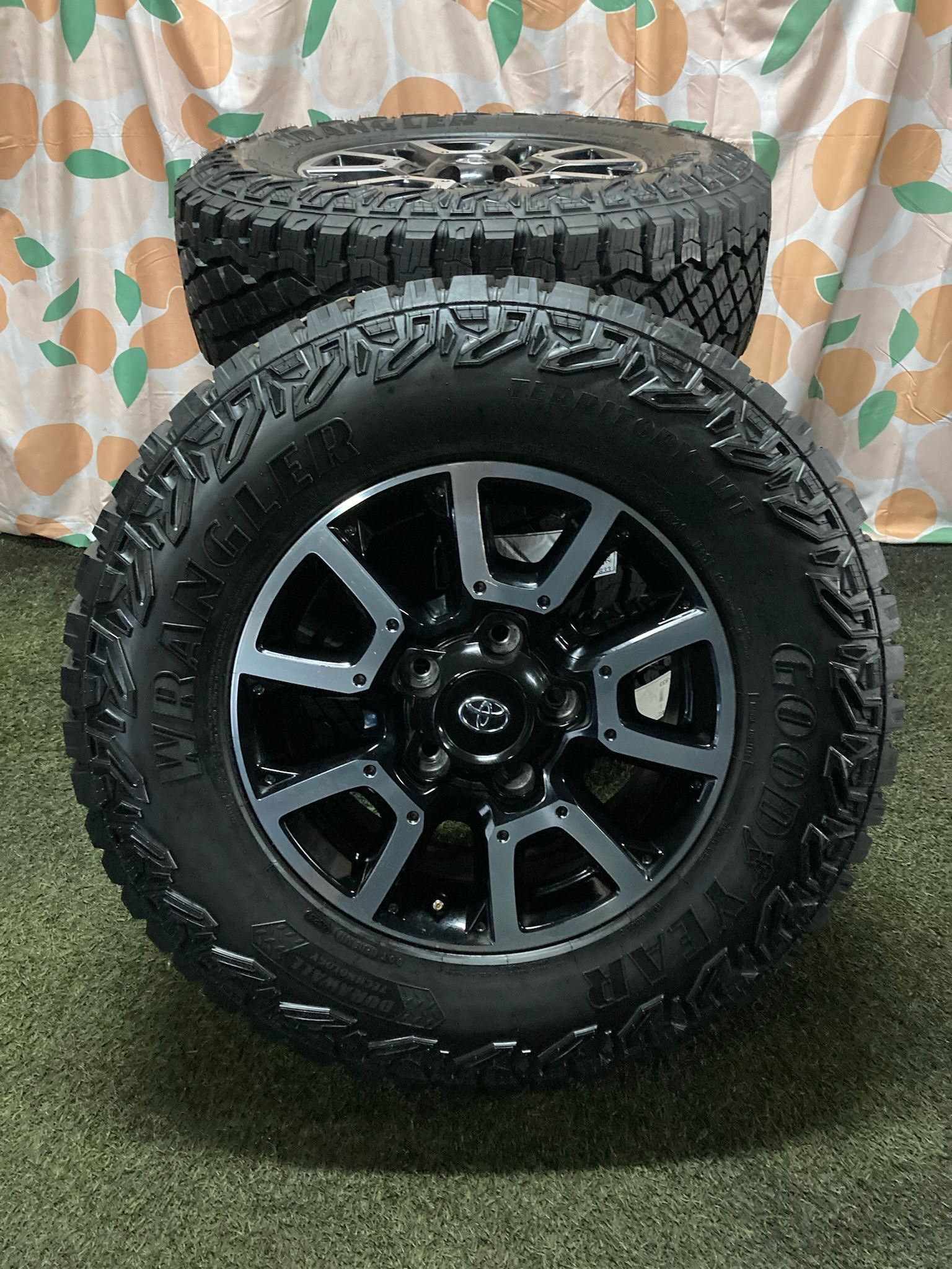 Toyota Tundra 5 Lug 18’ OEM Wheels