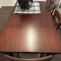 Pottery Barn Table And Chairs