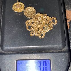 10k Chain Idk The Karrot For The Earrings 