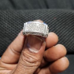 14 K White Gold 1.5k Diamond Rind 