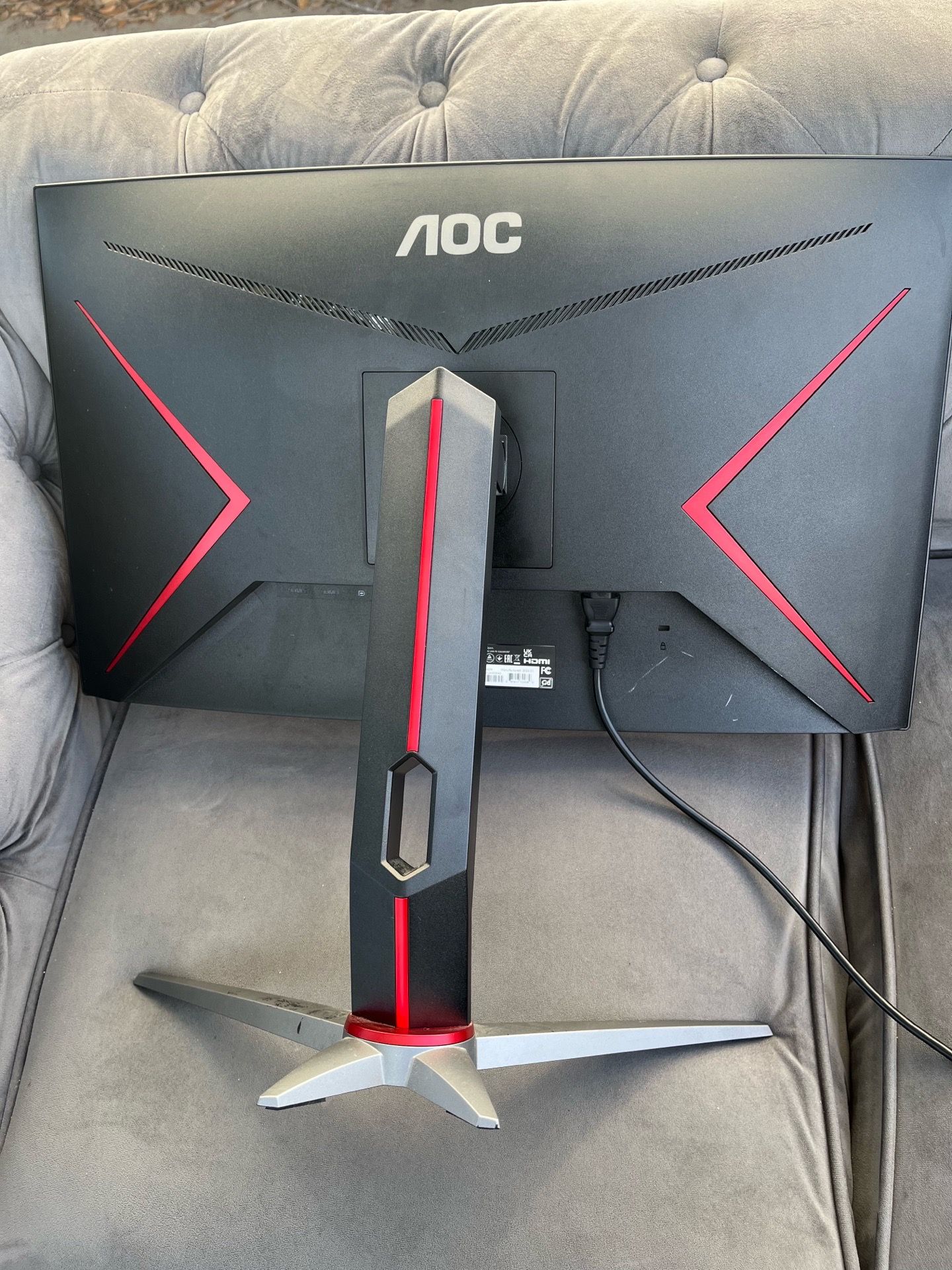 Curved gaming monitor
