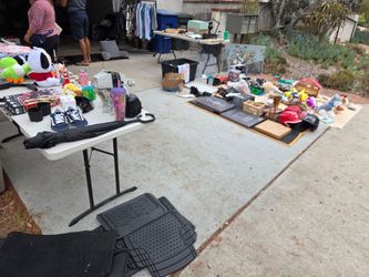 Garage sale!!!!! Moving soon!