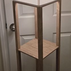 Lamp With Shelves 