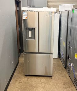 SAMSUNG 30” WIDE FRENCH DOOR REFRIGERATOR WITH WATER DISPENSER AND ICEMAKER IN STAINLESS STEEL 🔥
