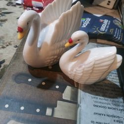 Swans Salt And Pepper Shakers