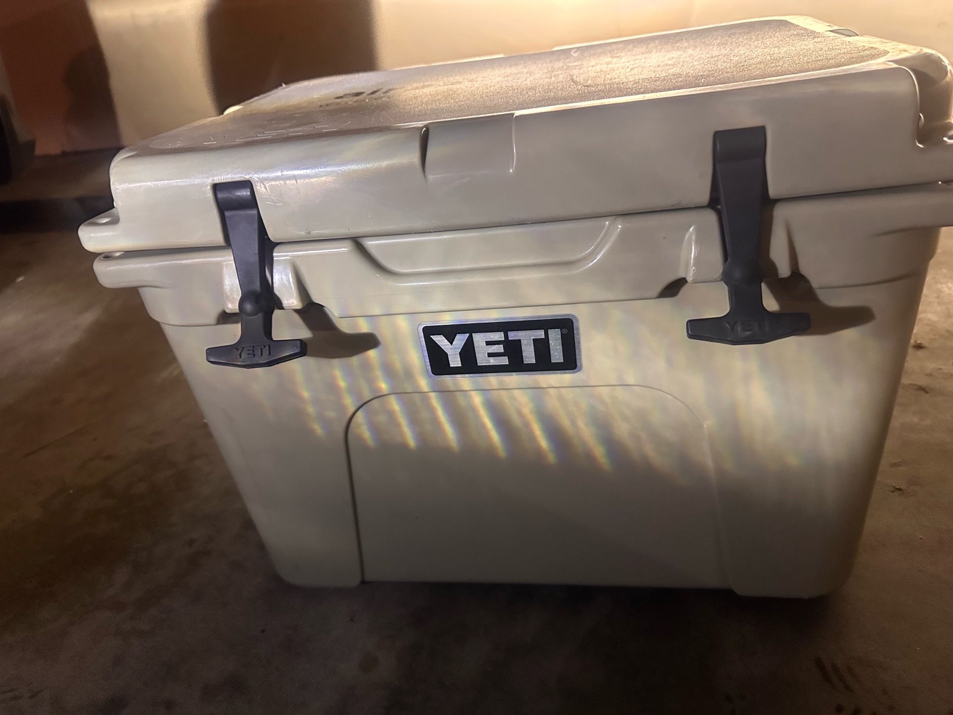 Yeti cooler 35