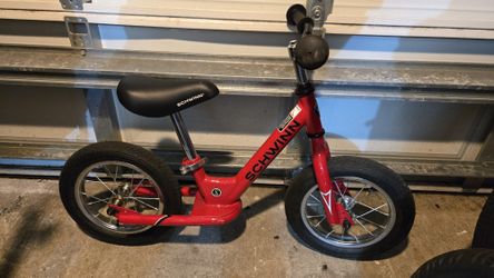 Schwinn Balance Balance Bike, 12" Wheels, Air-Filled Tires, Adjustable Seat, Kids Ages 2-4