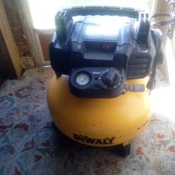 DeWalt air compressor