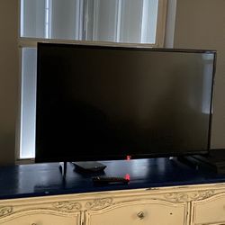 4K LG 43” LED