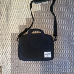 Herschel Messenger Laptop Bag