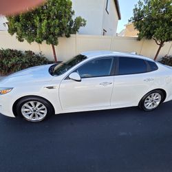 2016 KIA Optima