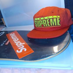 Supreme Hat