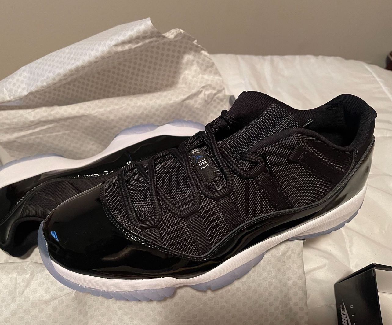 Nike Air Jordan 11 Retro Low