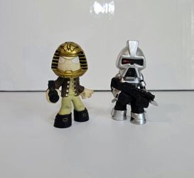 Cylon Centurion & Starbuck Battlestar Galactica Funko Mystery Mini Figures