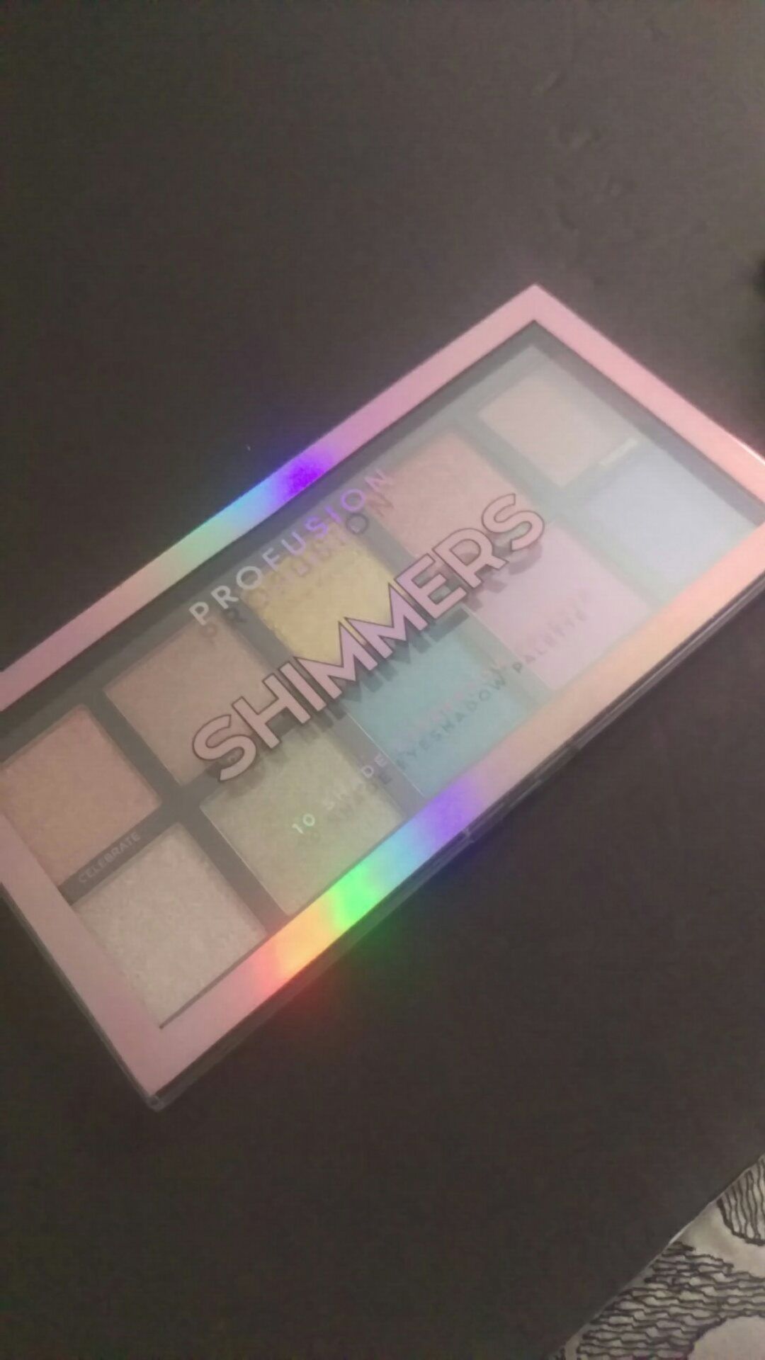 All shimmers eyeshadow palette