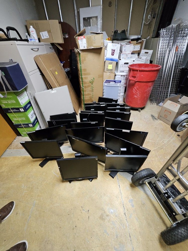 22" Monitors