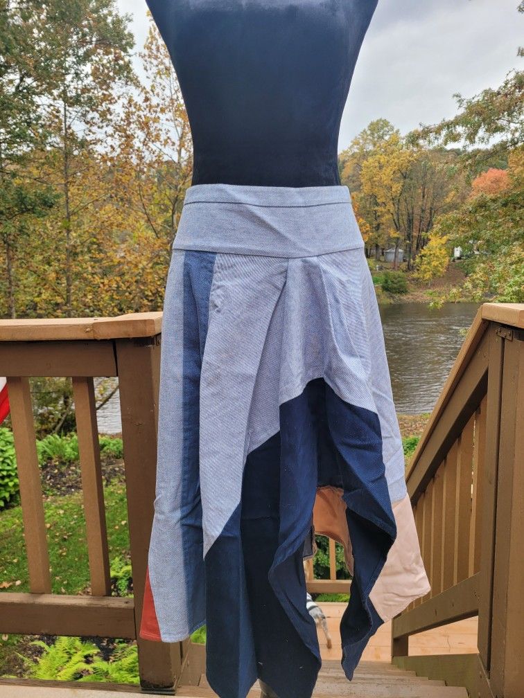 BCBG MAXAZIRA Denim Like Skirt