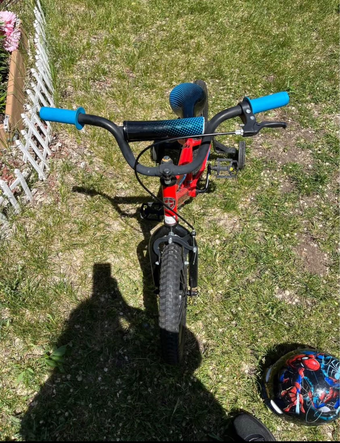 Boys Bike With Training Wheels