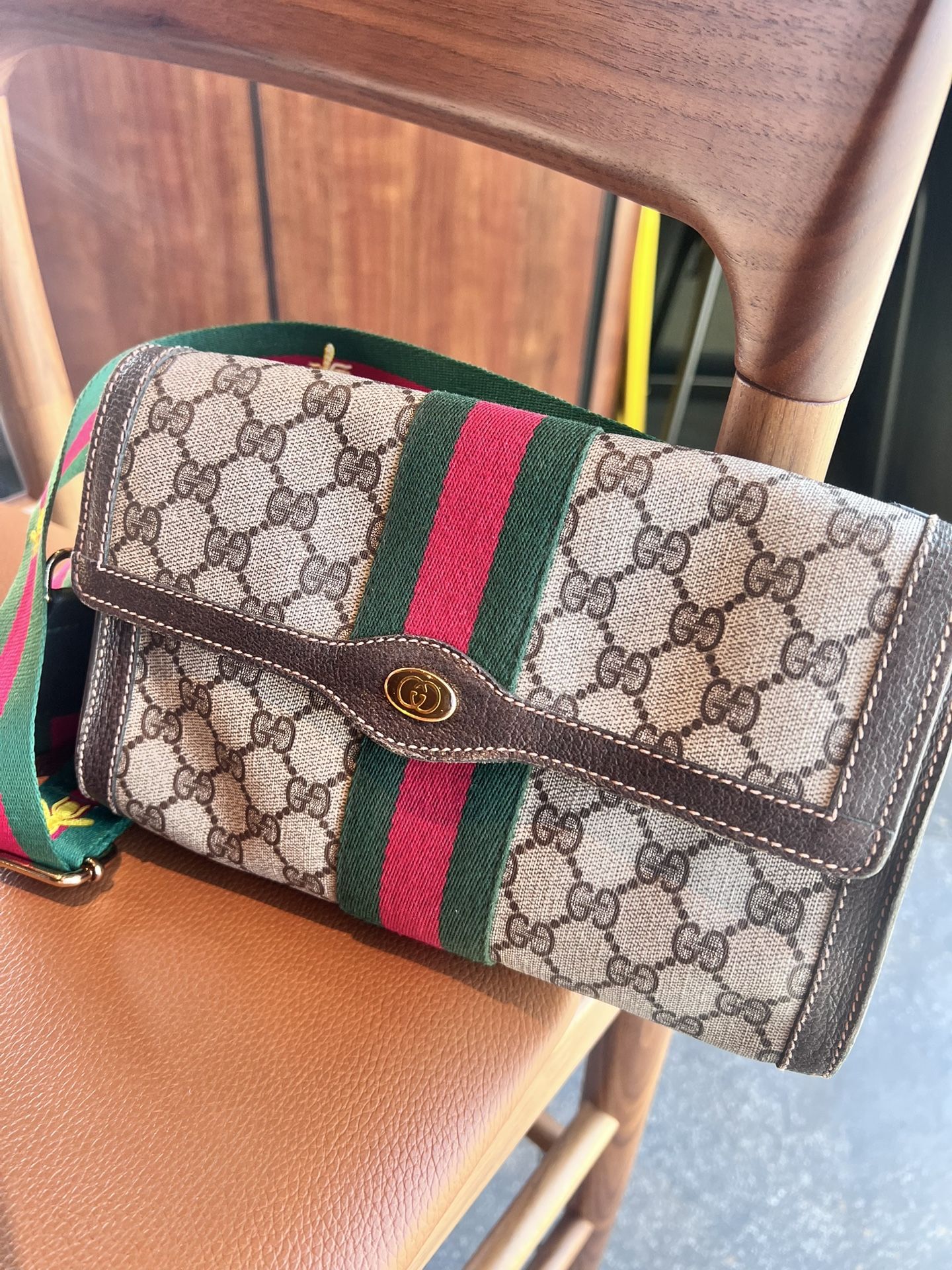 Authentic Gucci Clutch 