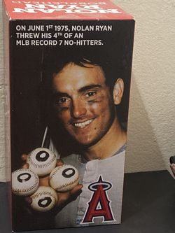 Bobble Head 