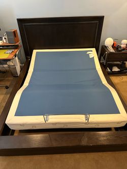 Tempur-Pedic Power Adjustable Base with Head/Foot Lift & Vibration (Queen)