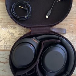 Sony WH-1000XM4 Wireless Premium Noise Canceling 