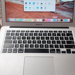 Apple MacBook Air A1466 Laptop 13 inch