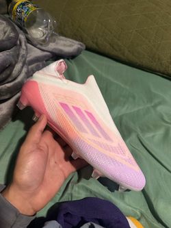 Cleats size 9 1/2