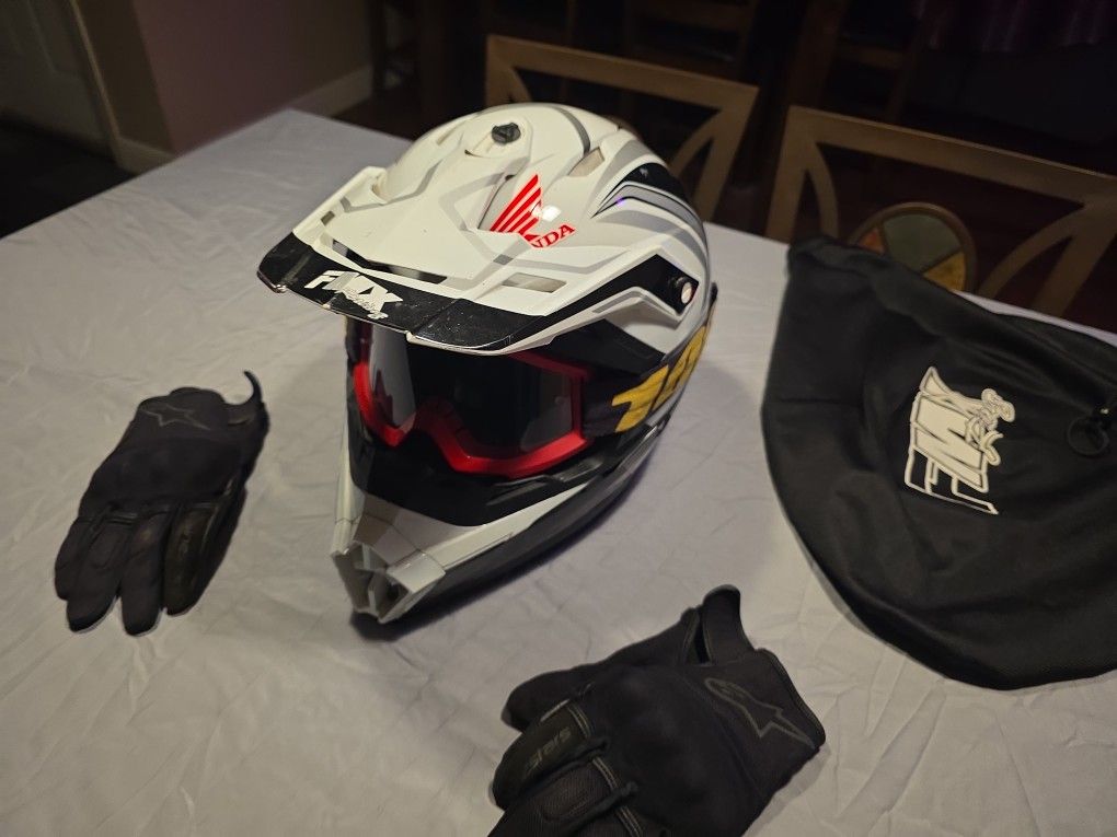 FMX Racing Helmet With Goggles And Bag. Gloves Included