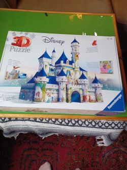 RAVENSBURGER 3D DISNEY PRINCESS CASTLE  PUZZLE