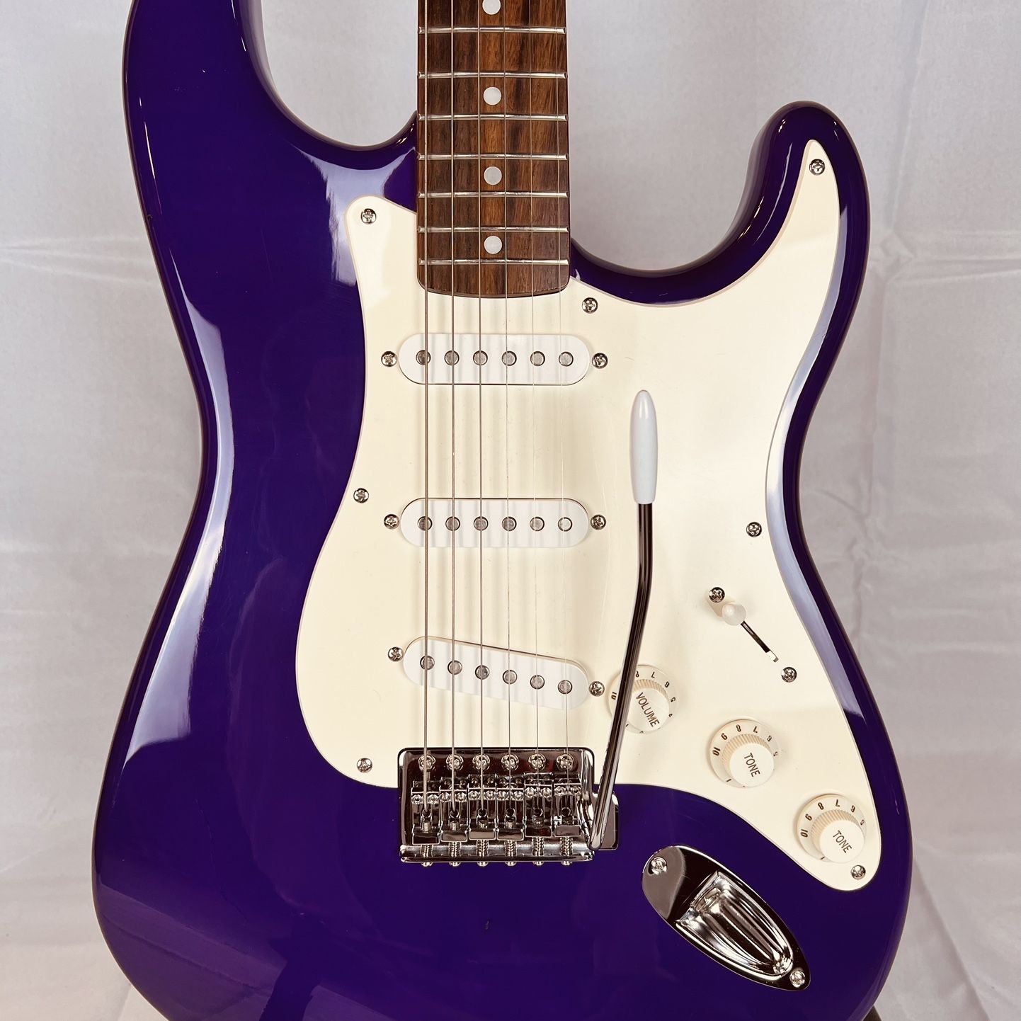 Fender Squier Stratocaster Affinity Series Purple for Sale in