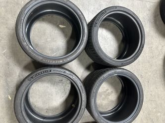 Michelin Pilot Sport 4S 305/30/20 tires