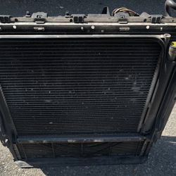 2004-06 BMW 4.8l, 4.4l Radiator,Fan,AC Condenser 