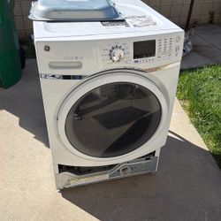 GE Front Load Washing Machine