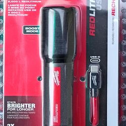 Milwaukee flashlight 2000lm