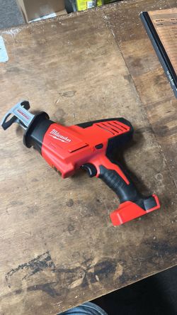 Milwaukee M18 18V Lithium-Ion Cordless HACKZALL Reciprocating Saw (Tool-Only)