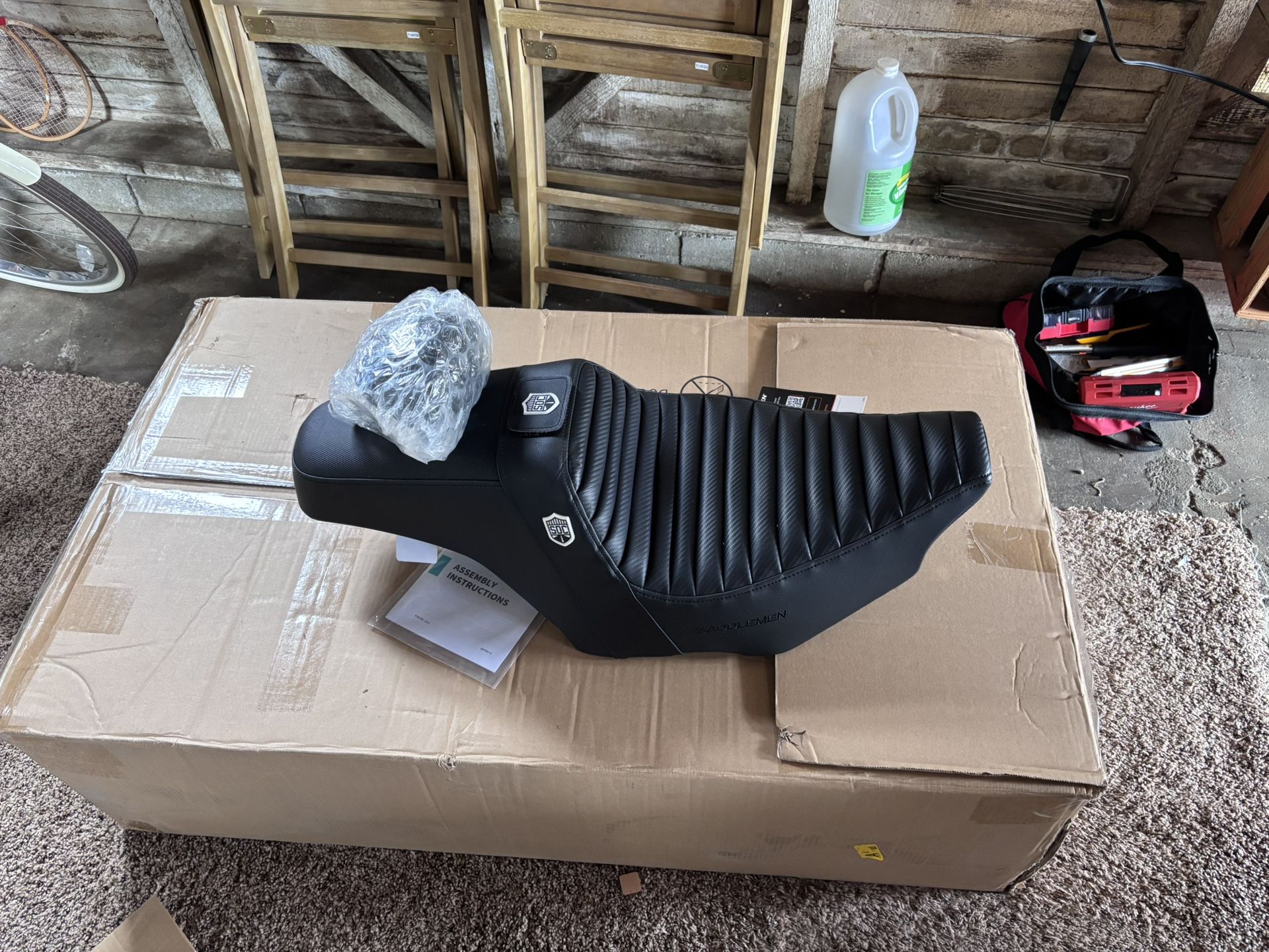 San Diego Customs BAGGER BACKREST SEAT Tuck ‘N Roll - 2024 RG / SG - 2023-2024 CVO