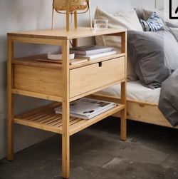 LIKE NEW NIGHT STAND