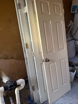 Door 32X80