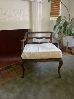 Solid Wood Antique Accent Chair w/ BRAND NEW never used cushion