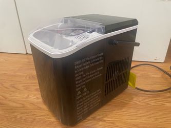 Ice Maker for countertop-   9blocks very 6-7 mins