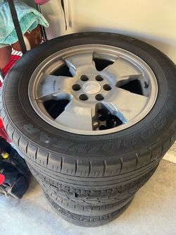 Set of 4 Alloy Silverado Wheels