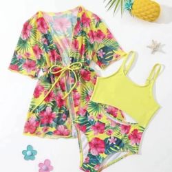 size 3/4 little girl New bathing suit with cover up