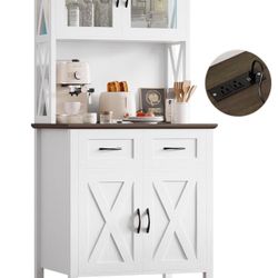 Pantry cabinet